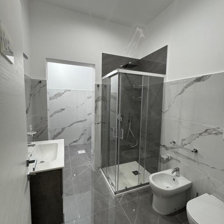 Antonella Rooms - Camera Tripla Deluxe - 6