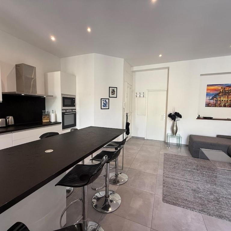 Spacieux T3 pour 6 près de la gare et du palais - Appartement 2 Chambres - 3
