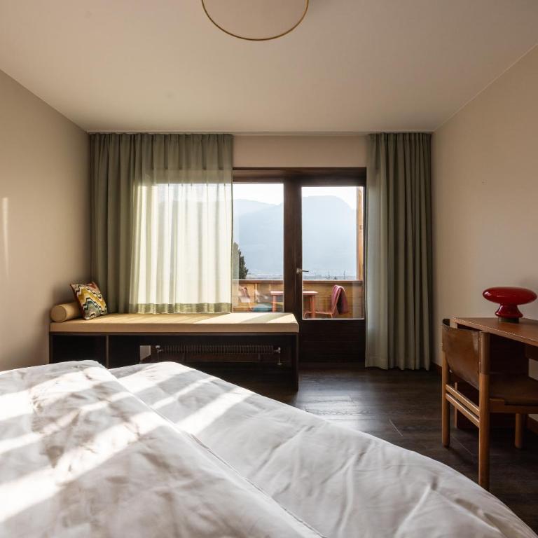 JOHAN - Rooms & Breakfast Merano - Camera Matrimoniale con Balcone - 13
