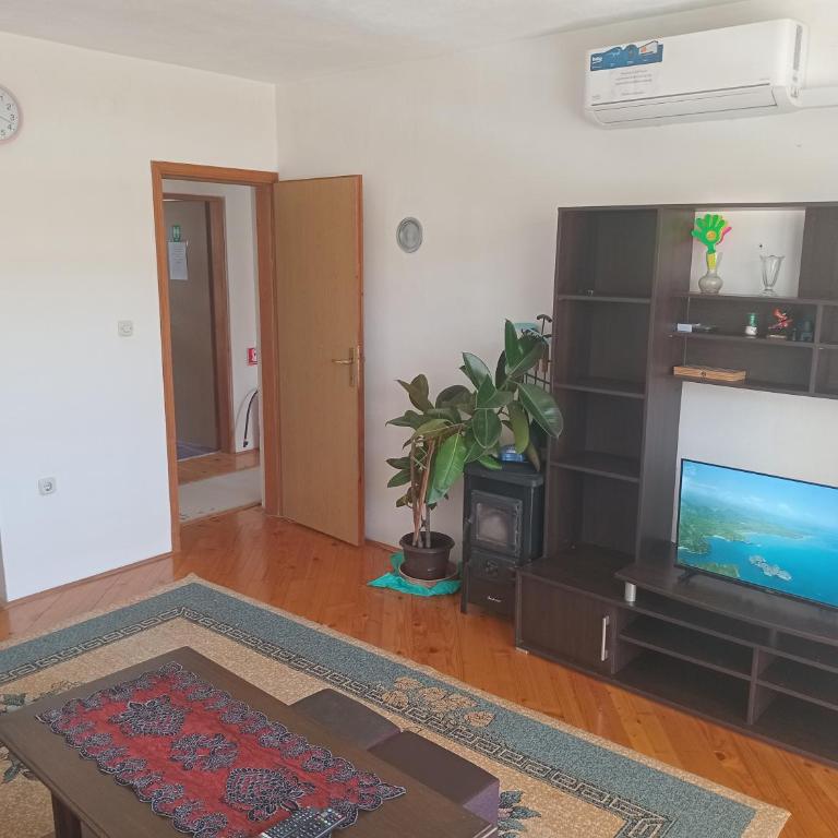 Guesthouse Behar - Apartment with Balcony - 21