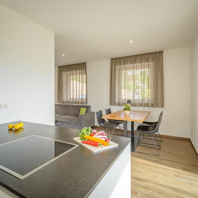 Tholr - Ferienwohnungen - Tramin - Apartment mit Gartenblick - 52
