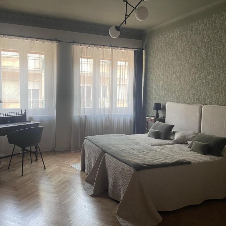 Two bedroom apartment with private parking - Two-Bedroom Apartment - 6