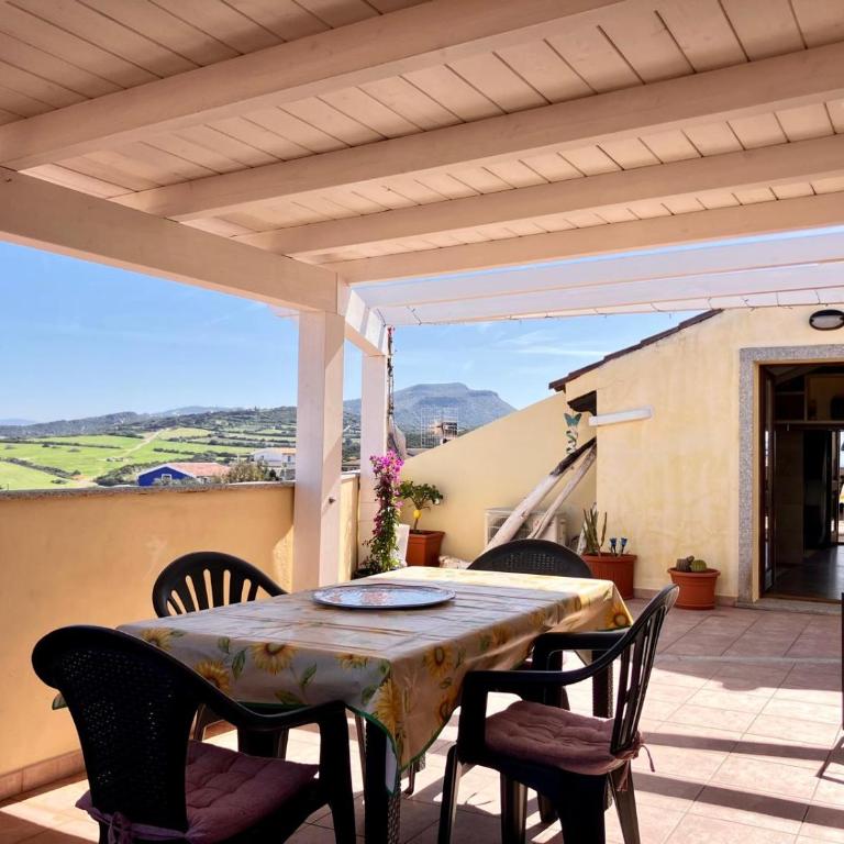Attico con ampio terrazzo e vista mozzafiato vicino il mare - Appartamento - 37