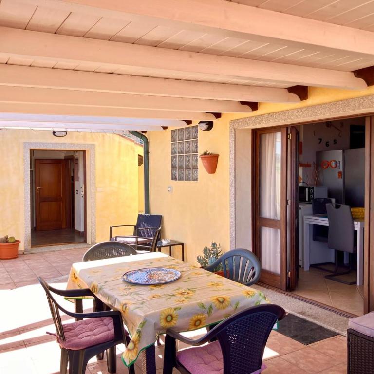 Attico con ampio terrazzo e vista mozzafiato vicino il mare - Appartamento - 38