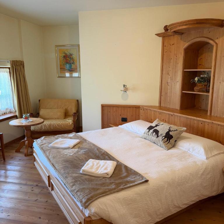 Frà Dolcino Hosteria Alpina - Habitación Doble Grande - 3