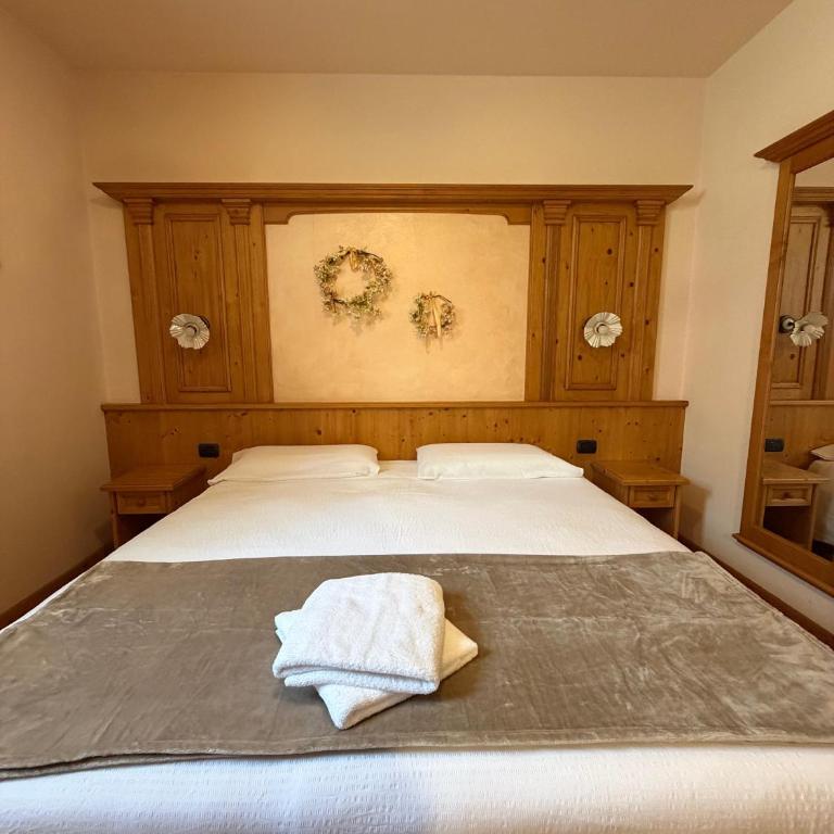 Frà Dolcino Hosteria Alpina - Habitación Doble con baño privado - 1