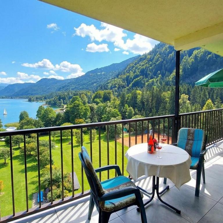 LB1 Seeblick Appartement Haus Landskron mit direktem Seezugang am Ossiachersee - Apartment mit Seeblick - 4