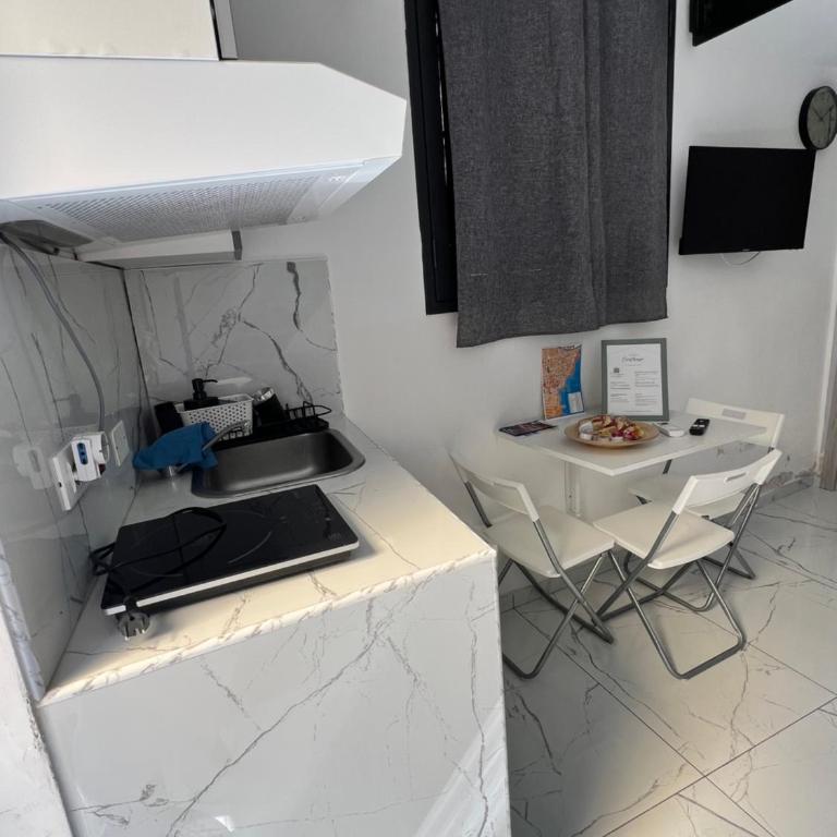 Civithouse - One-Bedroom Apartment - 2