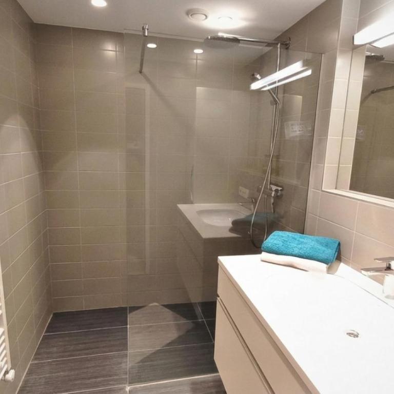 LB2 Seeappartement Haus Landskron mit direktem Seezugang am Ossiachersee - Apartment mit Terrasse - 11