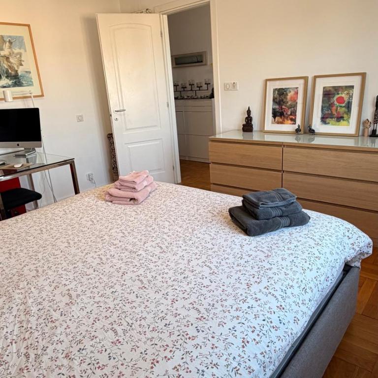 Villa with amazing view in a perfect location - Villa - Vue sur Mer - 7