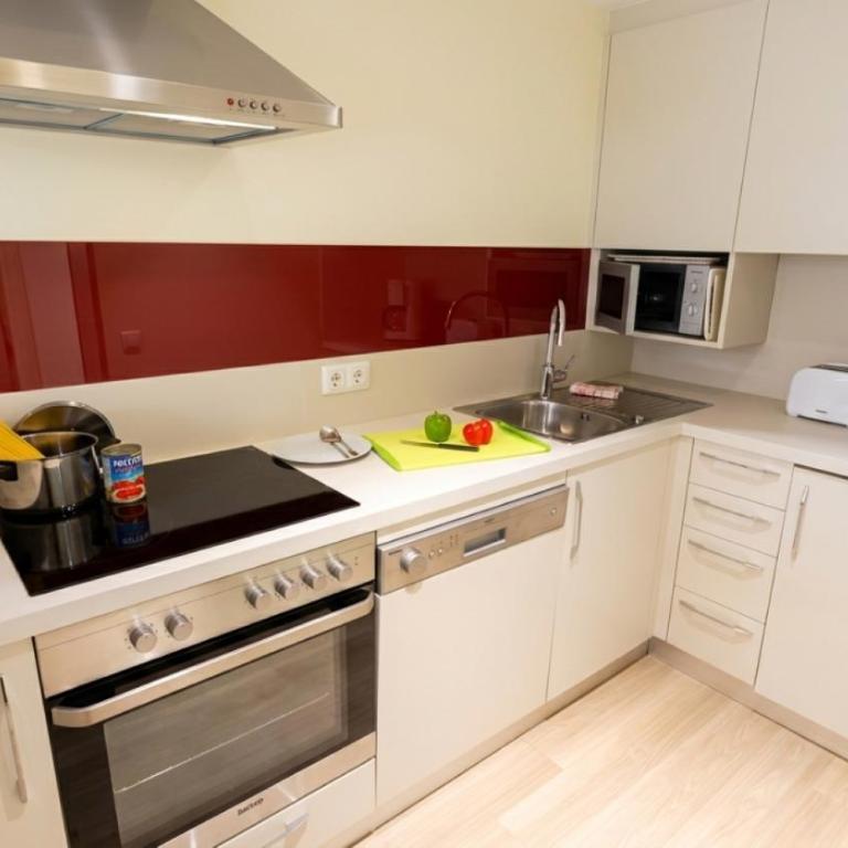 LB2 Seeappartement Haus Landskron mit direktem Seezugang am Ossiachersee - Apartment mit Terrasse - 5