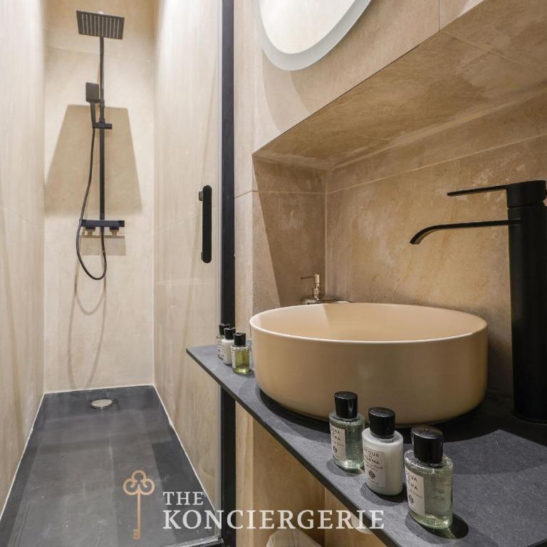 Pied a terre elegant en plein centre de Paris - Apartamento - 12