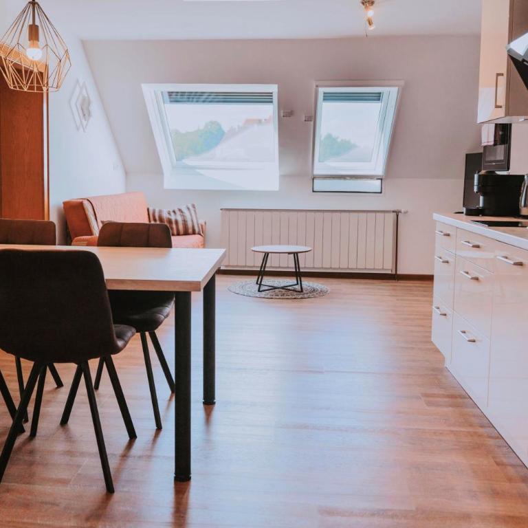 "Ferienwohnungen Karin am Seggauberg" - Panoramalage nahe dem Stadtzentrum Leibnitz - Apartment mit Terrasse - 6