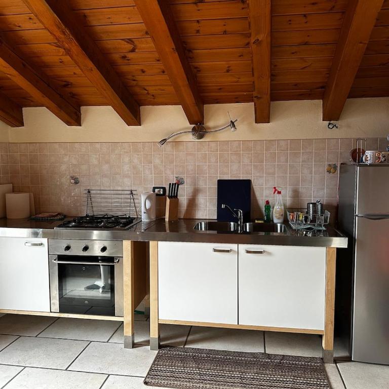 Maison Héloïse - Two-Bedroom Apartment - 10