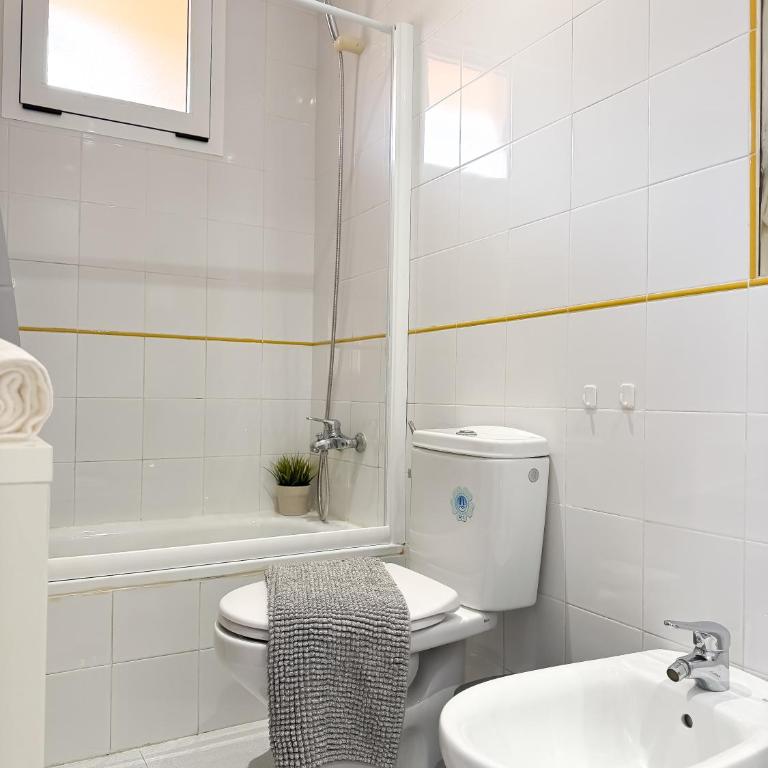 Las Dunas Salty Apartment By B-Rent - One-Bedroom Apartment - 6