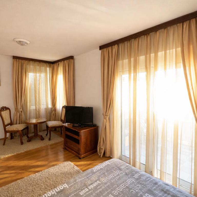 Villa del Mare - Three-Bedroom Vacation Home - 26