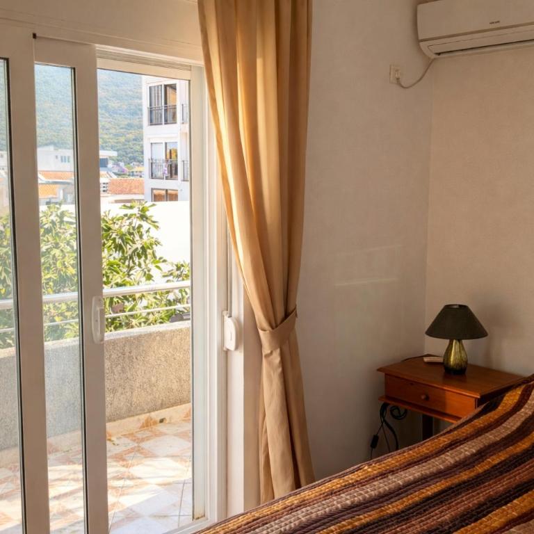 Villa del Mare - Three-Bedroom Vacation Home - 37