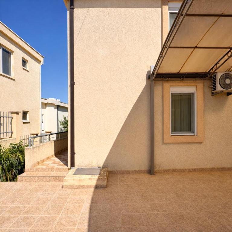 Villa del Mare - Three-Bedroom Vacation Home - 41