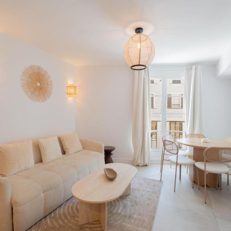 Apartment Place des lices -2BDR-6P- Saint Tropez - Apartment - 7