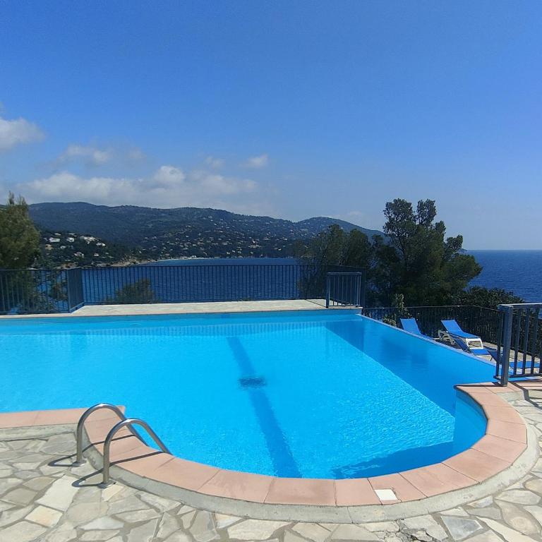 le Lavandou Pramousquier Un coin de paradis 3 étoiles,entre mer et forêt - One-Bedroom Apartment - 5