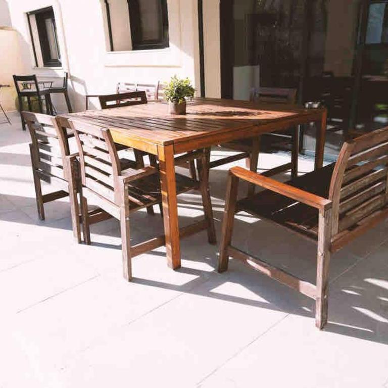 Air-conditioned house with garden, pool & foosball table - Villa - 11