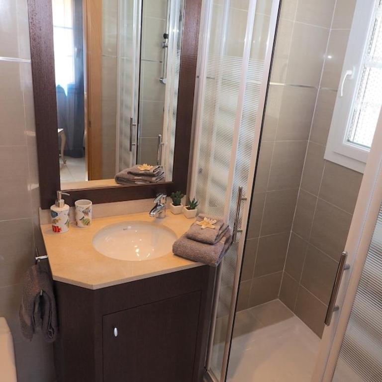 High Standard House with privat Pool - Casa de 4 dormitorios - 14