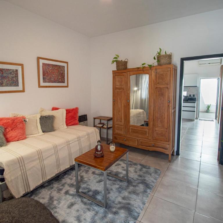 Río Cuarto Host - Two-Bedroom House - 31