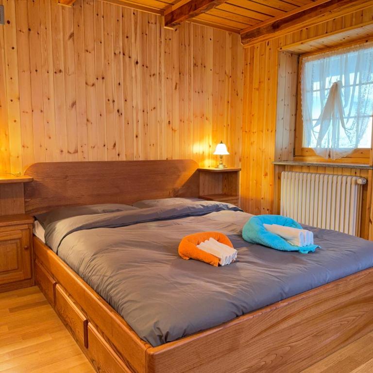 20 minutes from the Cervino Sky Paradise ski lift - Appartamento con 2 Camere da Letto, Balcone e Terrazza - 2