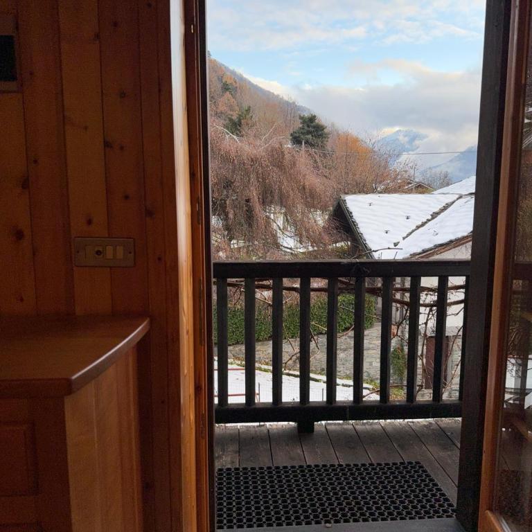 20 minutes from the Cervino Sky Paradise ski lift - Appartamento con 2 Camere da Letto, Balcone e Terrazza - 26