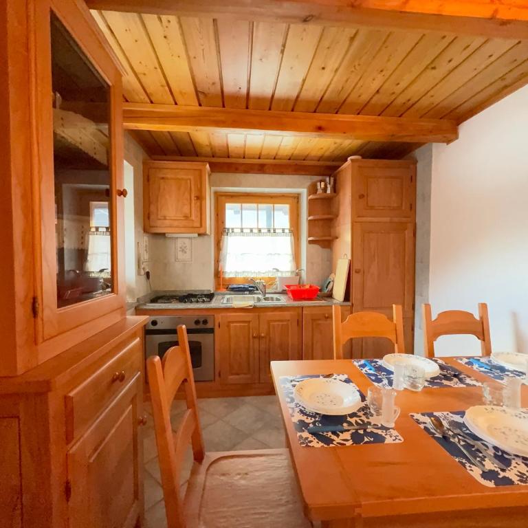 20 minutes from the Cervino Sky Paradise ski lift - Appartamento con 2 Camere da Letto, Balcone e Terrazza - 19