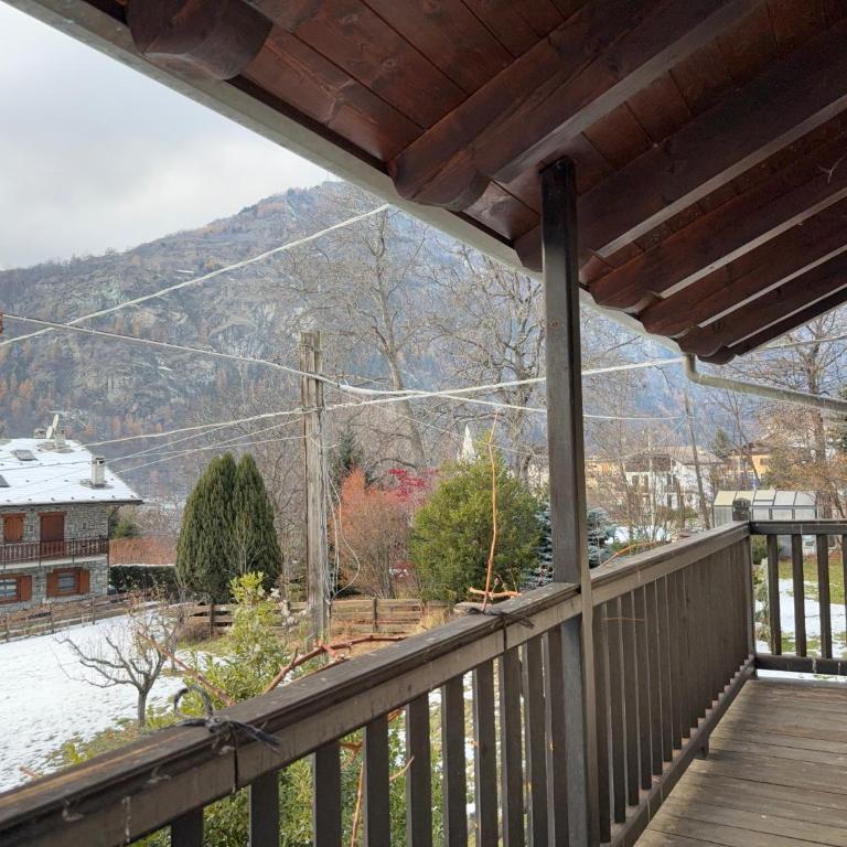 20 minutes from the Cervino Sky Paradise ski lift - Appartamento con 2 Camere da Letto, Balcone e Terrazza - 27