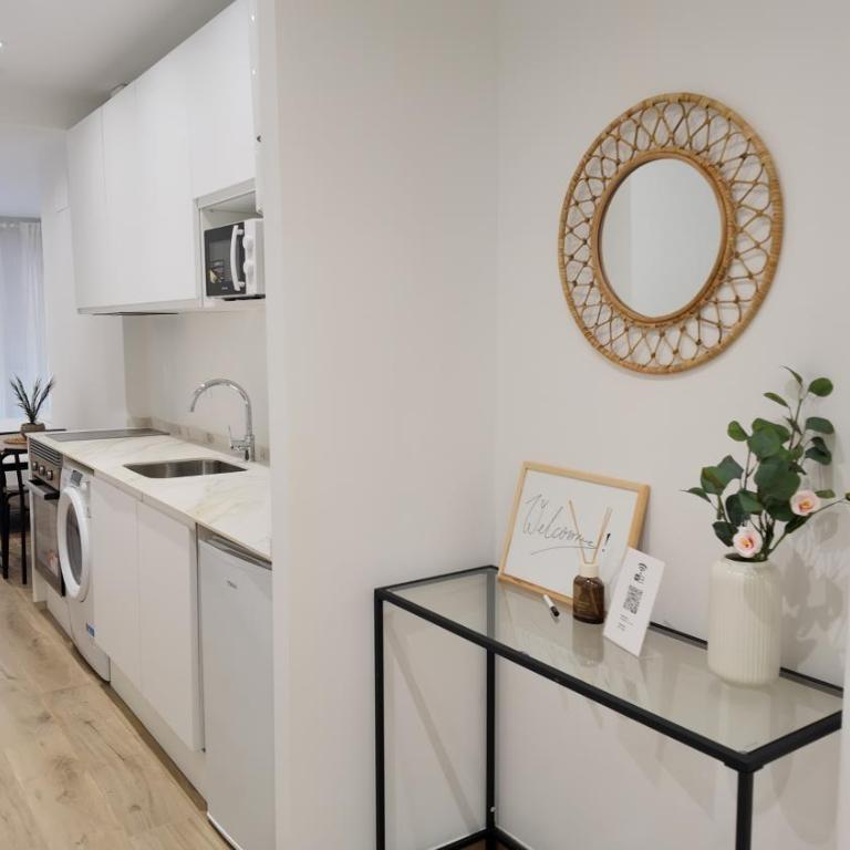The Eight Element Suites & Lofts - Estudio con balcón - 7