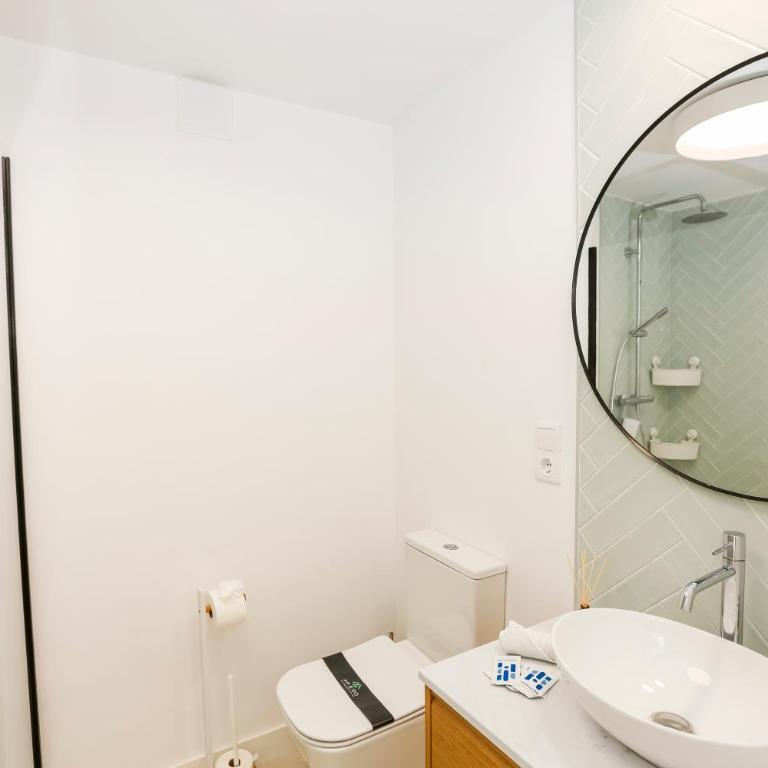 Palomas Club Home Sea Views & Pool - Two-Bedroom Apartment - 50