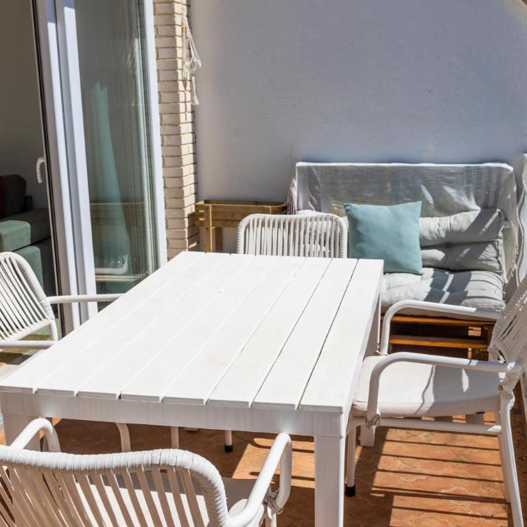 Palomas Club Home Sea Views & Pool - Two-Bedroom Apartment - 8