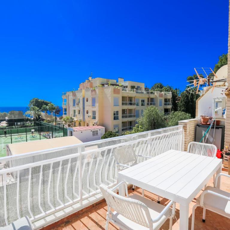 Palomas Club Home Sea Views & Pool - Two-Bedroom Apartment - 52