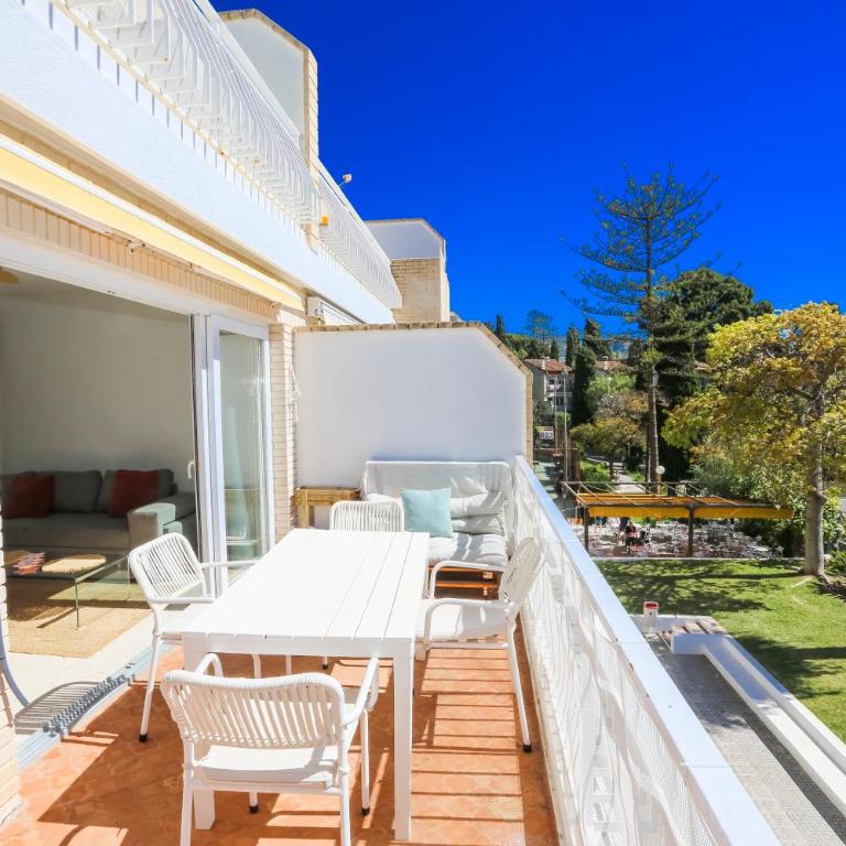 Palomas Club Home Sea Views & Pool - Two-Bedroom Apartment - 57