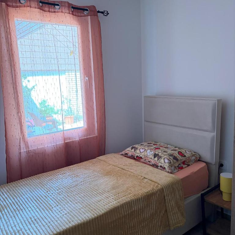 Sofi - Two-Bedroom Apartment with Terrace - 29