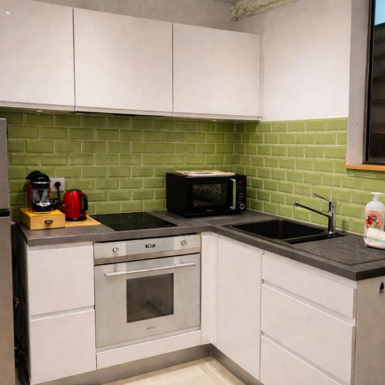 CITE MEDIEVALE- LE REMP'ART - 3 Chambres Tout Confort-au pied de la Cité- Accès direct piétons - parking gratuit - Villa mit 3 Schlafzimmern - 10