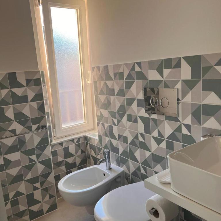 Porta sul Mare - King Room with Balcony - 12