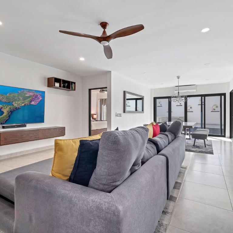 Marbella Lane Premium Ocean View Villa & Pool - Apartamento - 4