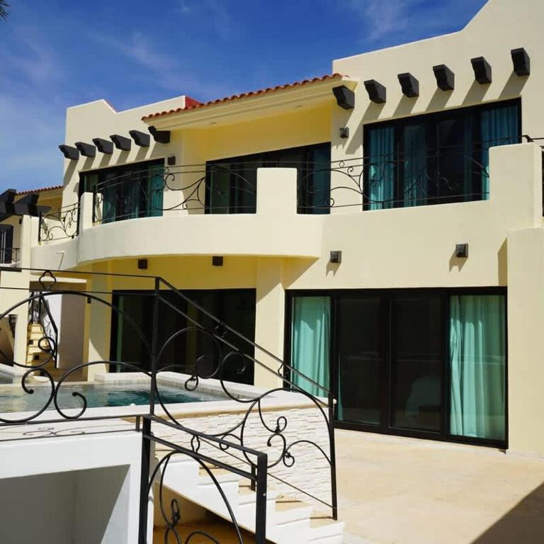 Marbella Lane PrimeVilla n Modern Home Comfort - Apartamento - 46
