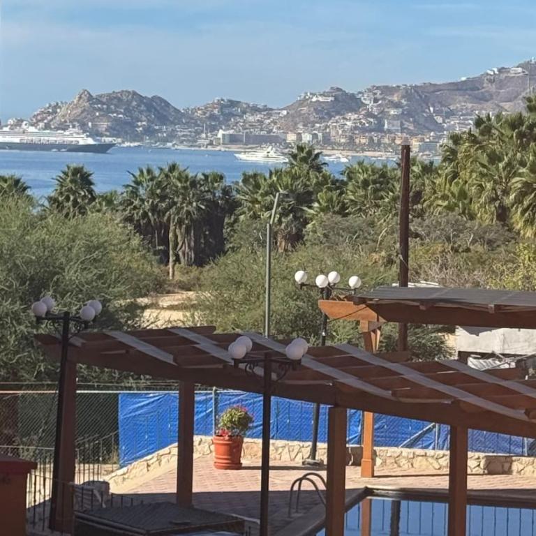 Grand Villa Famlee - multi-family rental sleeps 16 - Apartamento - 42