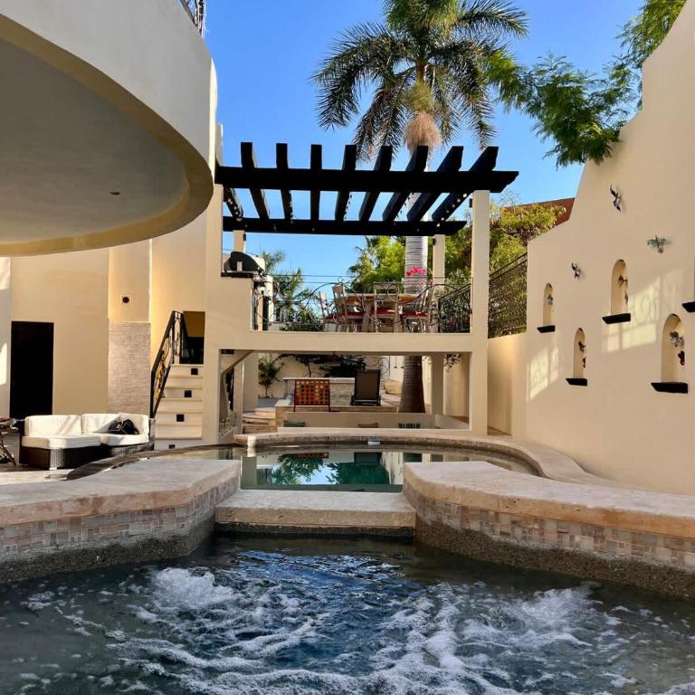 Grand Villa Famlee - multi-family rental sleeps 16 - Apartamento - 50