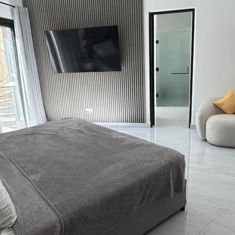 Grand Villa Famlee - multi-family rental sleeps 16 - Apartamento - 56
