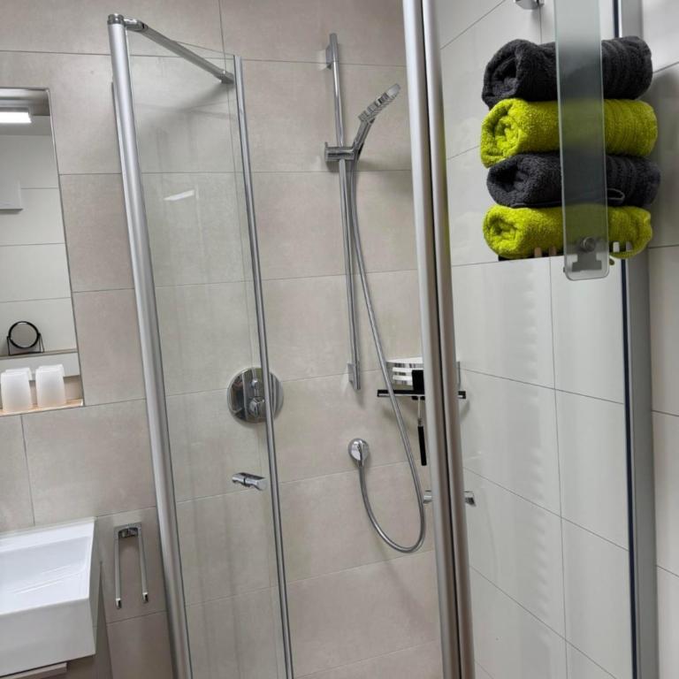 Ferienwohnung Bergfrieden - Apartment - 22