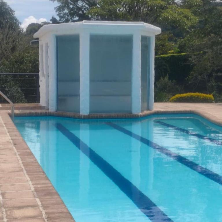 La Mona - Six-Bedroom House - 25