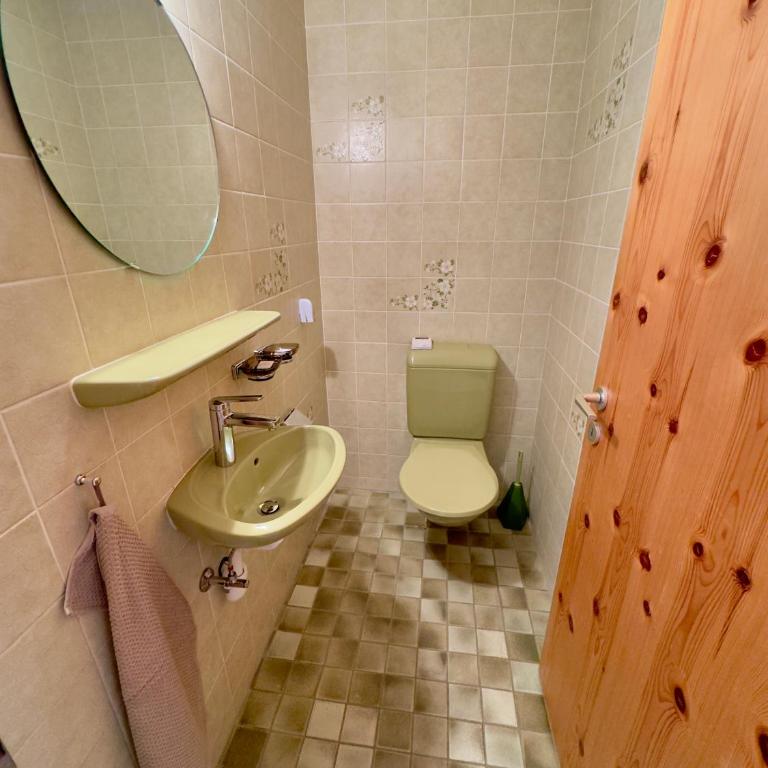Alpine Home with Lounge - 10 min from St Moritz - Standard Apartment mit 3 Schlafzimmern - 19