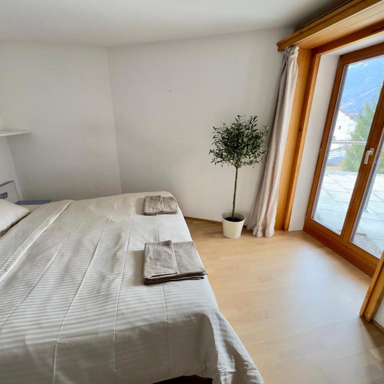 Alpine Home with Lounge - 10 min from St Moritz - Standard Apartment mit 3 Schlafzimmern - 3