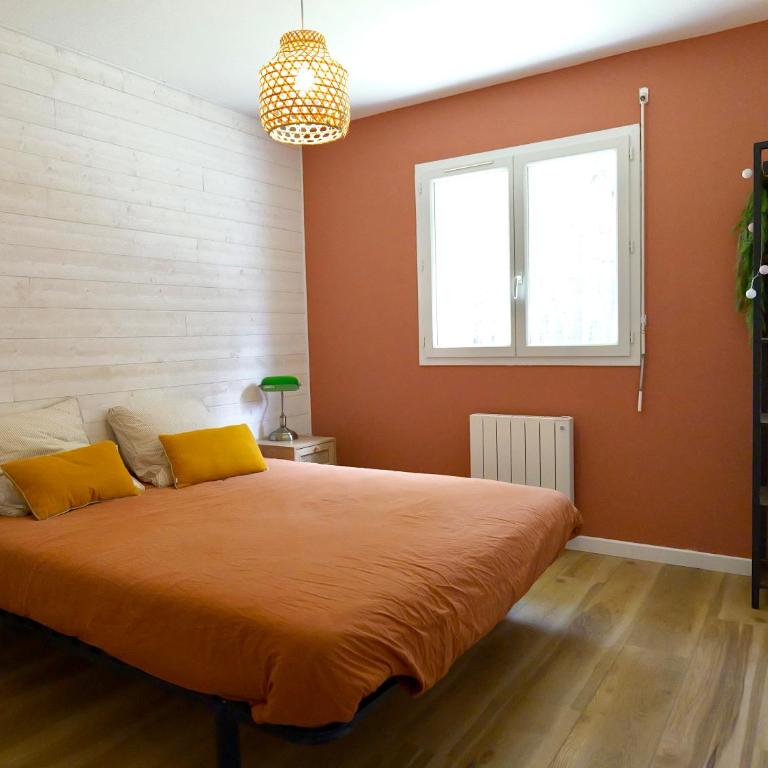 Maison Cosy - 3 Ch - 6 pers - WIFI, Accès direct forêt - Three-Bedroom House - 3