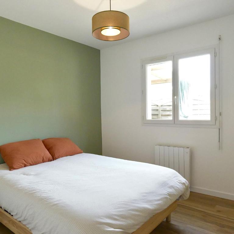 Maison Cosy - 3 Ch - 6 pers - WIFI, Accès direct forêt - Three-Bedroom House - 6